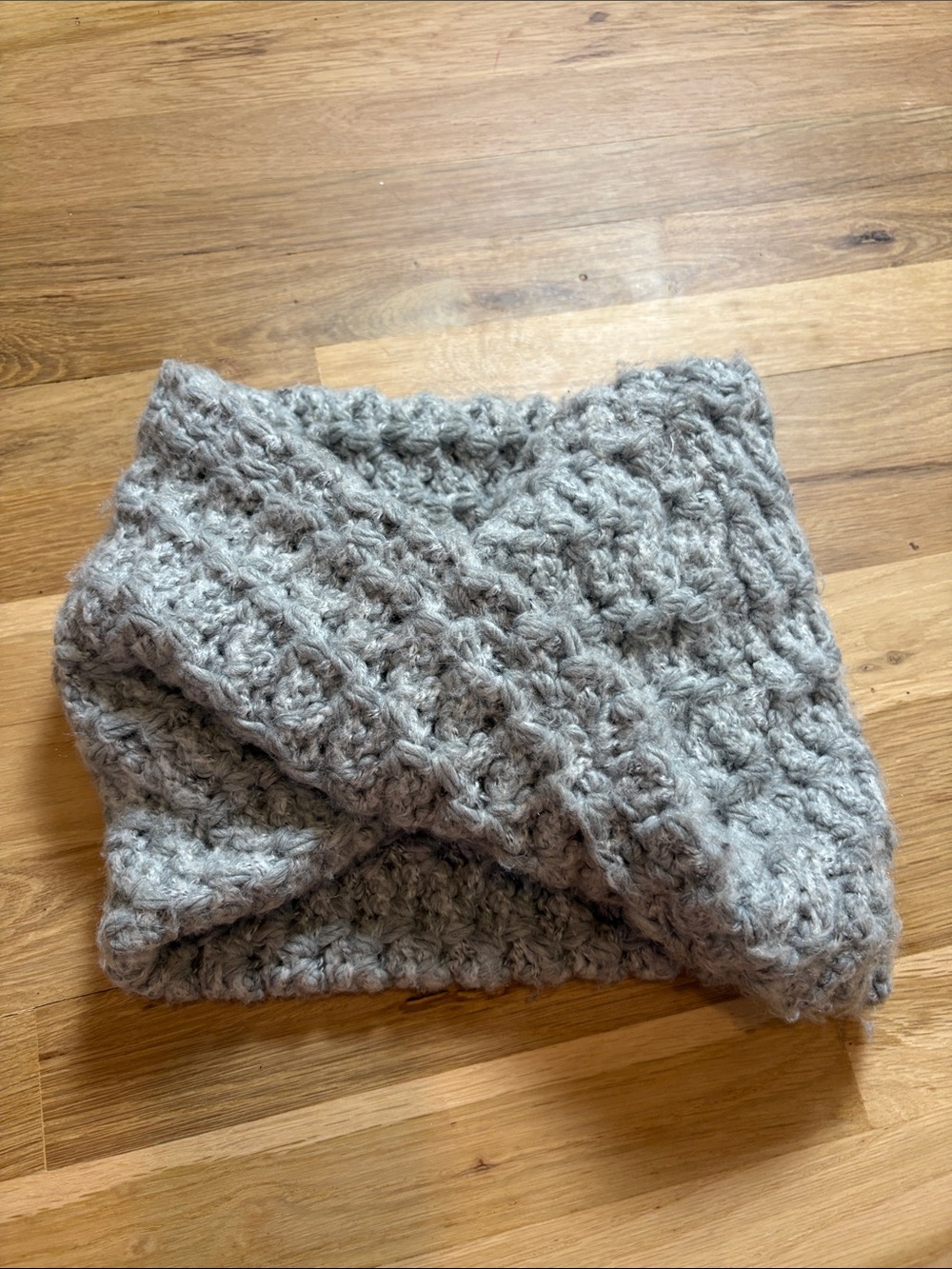 ALDO Cozy Chunky Knitted Gray Infinity Cowl Scarf OS